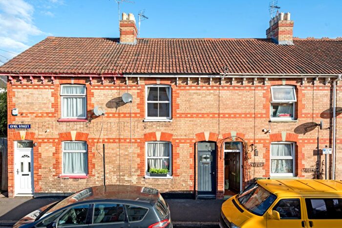 2 Bedroom Terraced House For Sale In Cyril Street, Taunton, TA2