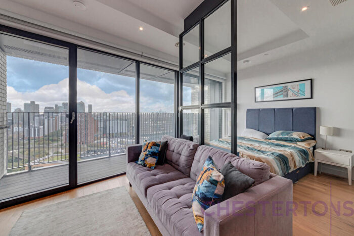 Flat To Rent In Corson House, City Island Way, E14