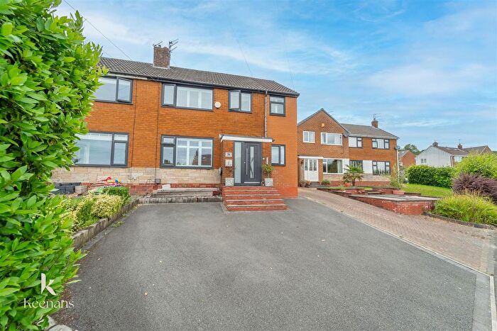 3 Bedroom Semi Detached House For Sale In Carrwood Hey, Ramsbottom, BL0