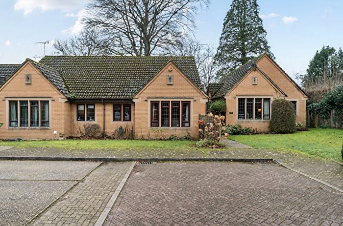 2 Bedroom Bungalow For Sale In Headley, Hampshire, GU35