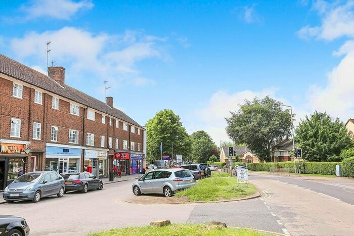 2 Bedroom Flat To Rent In Cambridge Road, Hitchin, Hertfordshire, SG4