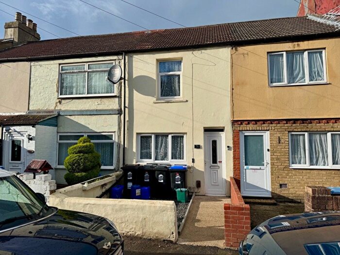 2 Bedroom End Terrace House For Sale In Coombe Valley Road, Dover, Kent, CT17