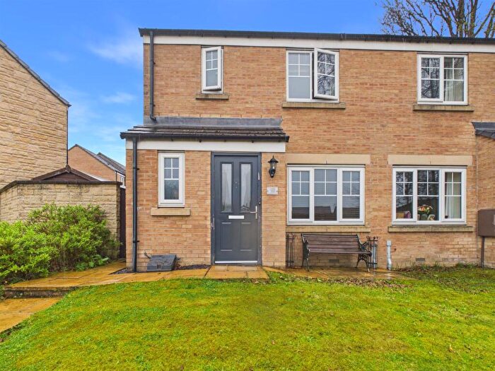 3 Bedroom Semi-Detached House For Sale In Beech View Drive, Buxton, SK17