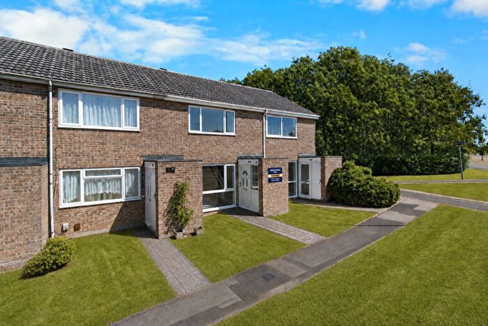 2 Bedroom Terraced House For Sale In Larksfield, Swindon, SN3