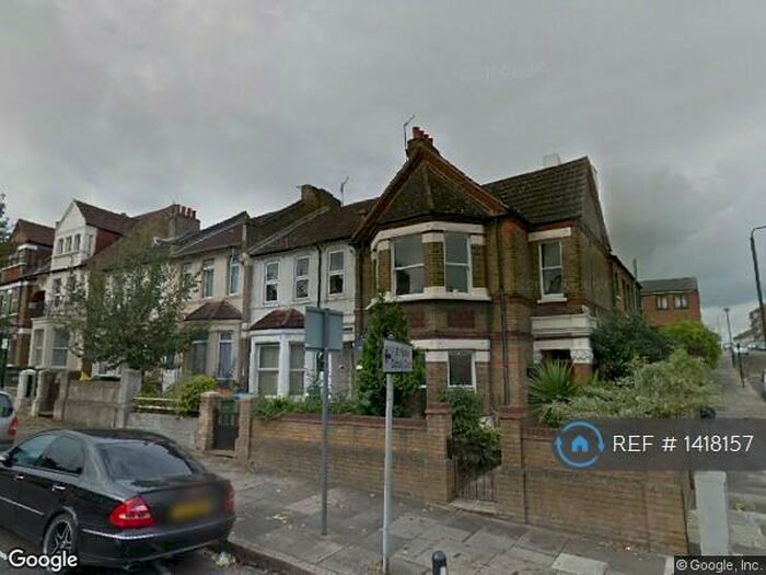 2 Bedroom Flat To Rent In Griffin Road, London, SE18