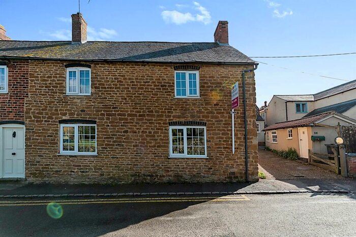 1 Bedroom Cottage For Sale In Edmondthorpe Road, Wymondham, Melton Mowbray, LE14
