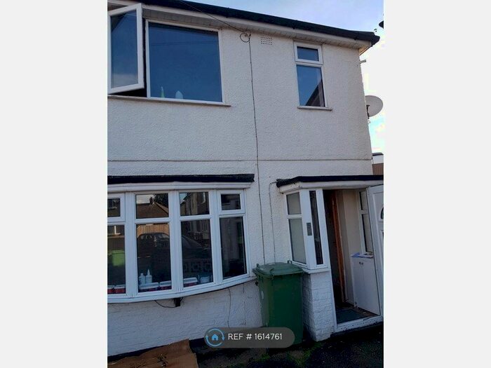 3 Bedroom Terraced House To Rent In Clarendon Road, Grimsby, DN34