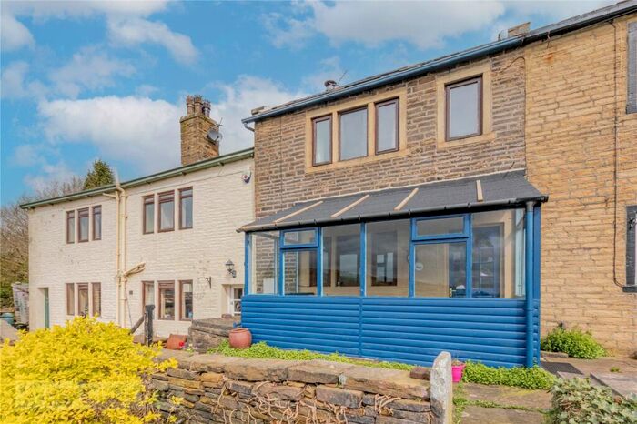 2 Bedroom House For Sale In Lane Ends, Shibden, Halifax, West Yorkshire, HX3