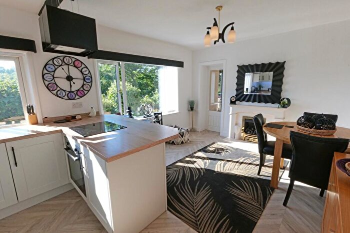 3 Bedroom Bungalow For Sale In Cotton Tree Lane, Colne, BB8