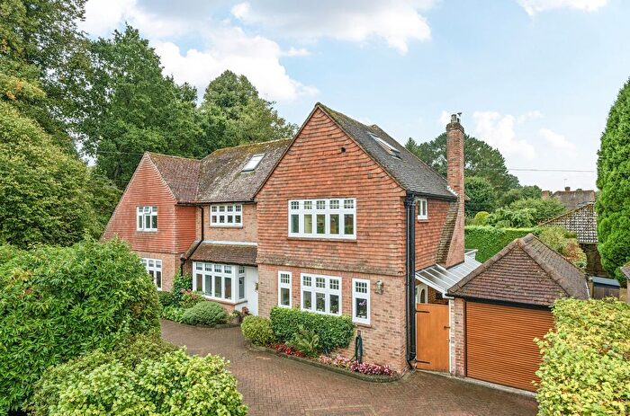 5 Bedroom Detached House For Sale In Godalming, Surrey, GU7