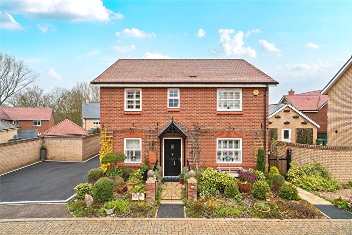 4 Bedroom Detached House For Sale In Spinney Bank, Wing, Leighton Buzzard, Buckinghamshire, LU7