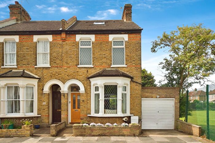 3 Bedroom End Terrace House For Sale In Bell Road, Enfield, EN1