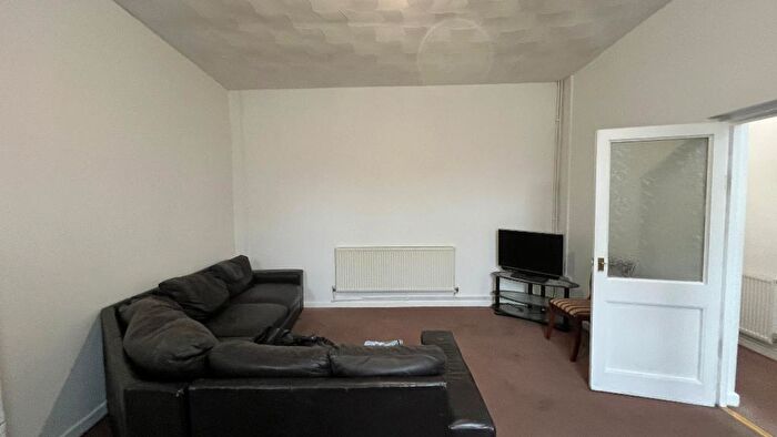 1 Bedroom Flat To Rent In Upper Salisbury Street, Tredegar, Tredegar, NP22