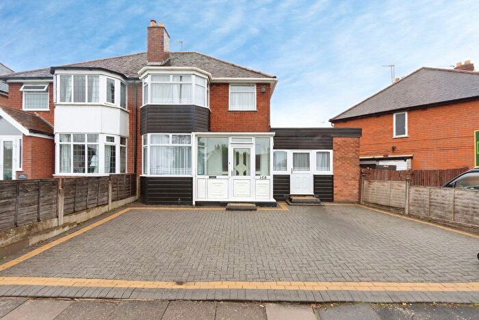 3 Bedroom Semi Detached House For Sale In Brandwood Road, Birmingham, West Midlands, B14