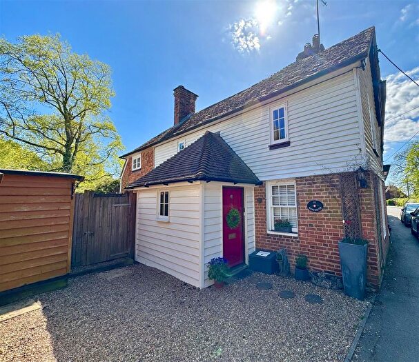 4 Bedroom Semi-Detached House For Sale In The Street, Wittersham, TN30