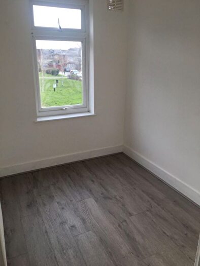 3 Bedroom Terraced House To Rent In Monmouth Road, London, E6