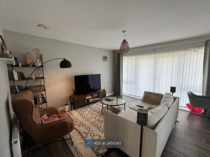 2 Bedroom Flat To Rent In Allium Rise, Dartford, DA1