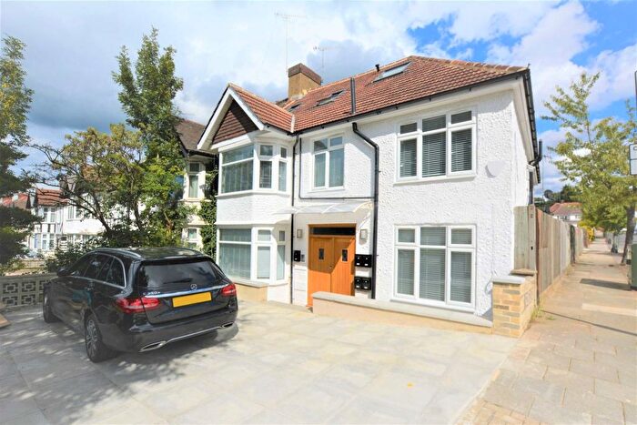 1 Bedroom Flat To Rent In Watford Way, London, NW4