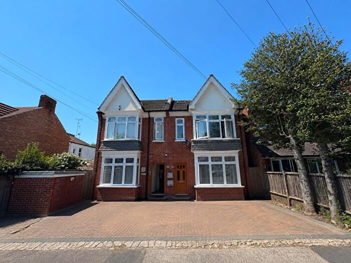 2 Bedroom Maisonette To Rent In Salisbury Road, Harrow, HA1