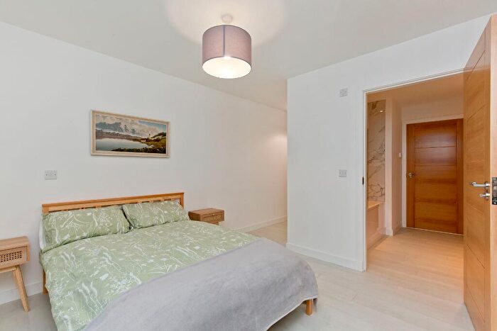 2 Bedroom Apartment For Sale In The Old Bowling Green, McGlashan Garden, Crieff, Perthshire, PH7