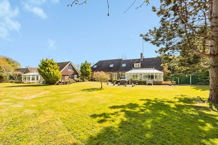 5 Bedroom Detached House For Sale In Snow Hill, Crawley Down, Crawley, RH10