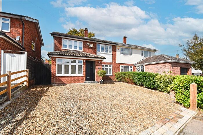 4 Bedroom Semi-Detached House For Sale In Glen Hazel, Hook End, Brentwood, CM15