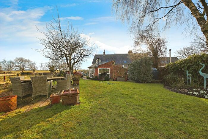 5 Bedroom Semi-Detached House For Sale In South Cave Road, Riplingham, Brough, HU15