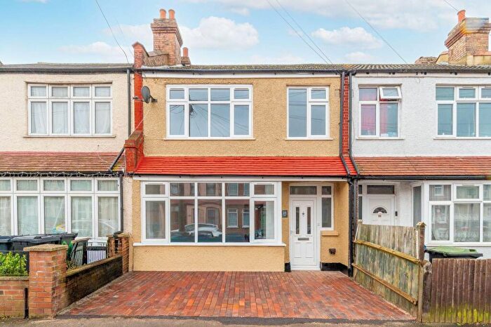 3 Bedroom Terraced House To Rent In Silverleigh Road, Thornton Heath, CR7