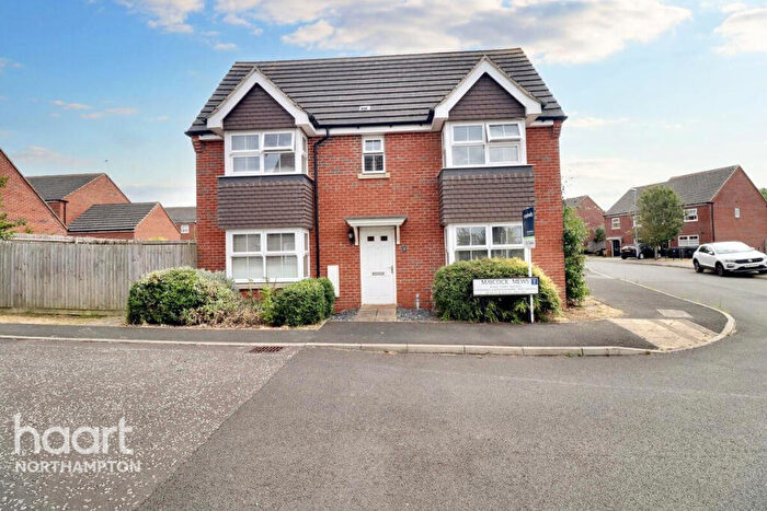 3 Bedroom Semi-Detached House For Sale In Maycock Mews, Northampton, NN6