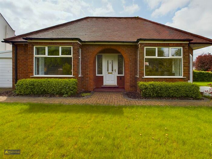 3 Bedroom Bungalow To Rent In Church Lane, Kirk Ella, Hull, HU10