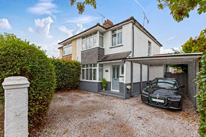 3 Bedroom House For Sale In Grinstead Lane, Lancing, BN15