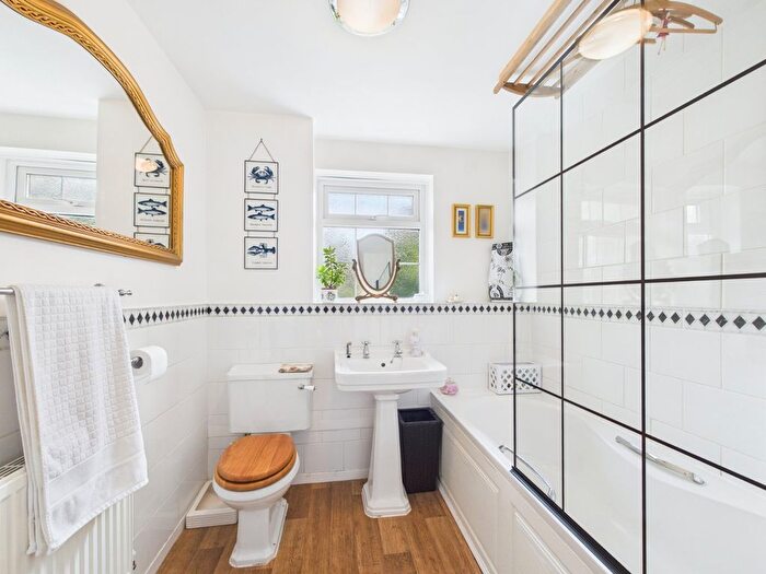 4 Bedroom Detached House For Sale In Tollhouse Drive, Worcester, Worcestershire, WR2