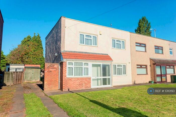 4 Bedroom Semi-Detached House To Rent In Sheriff Avenue, Coventry, CV4