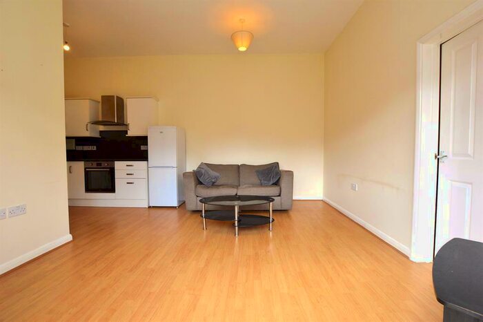1 Bedroom Flat To Rent In Canterbury Road, London, E10