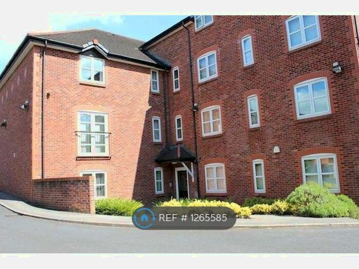 2 Bedroom Flat To Rent In Carlton Street, Bolton BL4