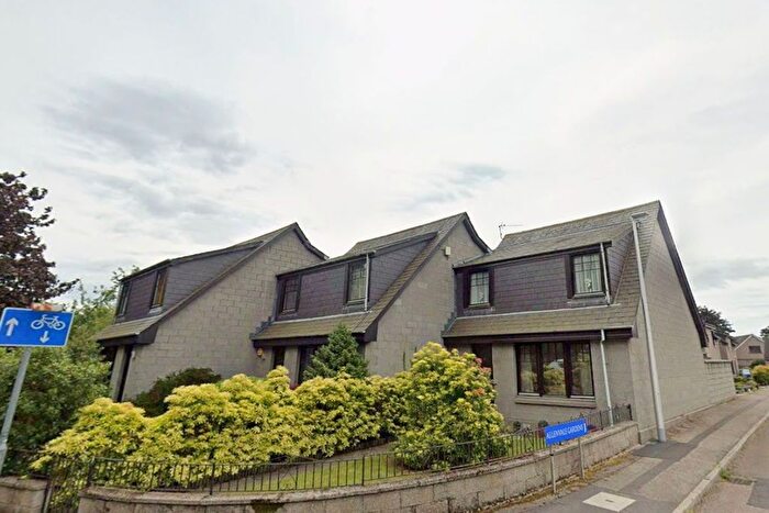 3 Bedroom Terraced House For Sale In , Allenvale Road, Aberdeen, AB10
