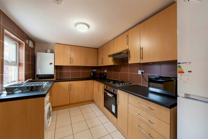 5 Bedroom Terraced House To Rent In Meldon Terrace, Heaton, Newcastle Upon Tyne, NE6