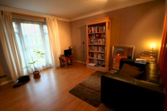 Studio To Rent In Glenton Road, Blackheath, SE13