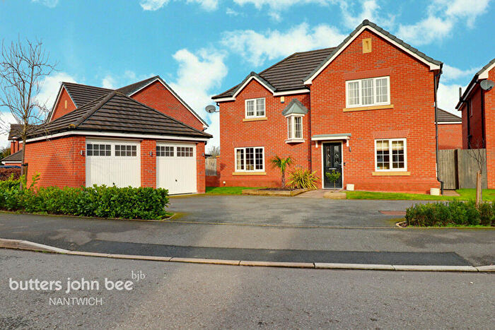 4 Bedroom Detached House For Sale In Halfpenny Close, Nantwich, CW5