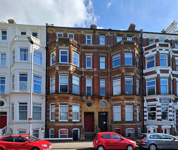 2 Bedroom Flat For Sale In Western Parade, Southsea, PO5