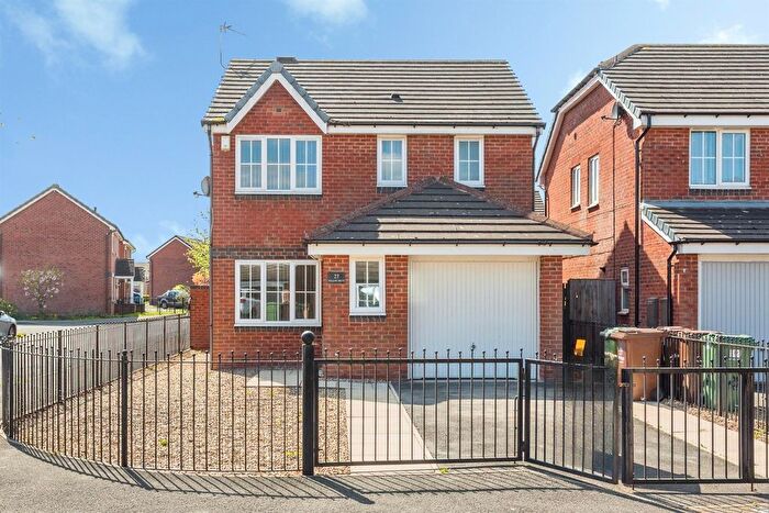 3 Bedroom Detached House For Sale In Willow Drive, Havercroft, Wakefield, WF4