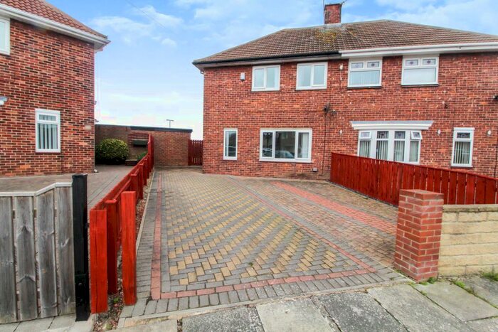 2 Bedroom Semi-Detached House To Rent In Avondale Avenue, Blyth, NE24
