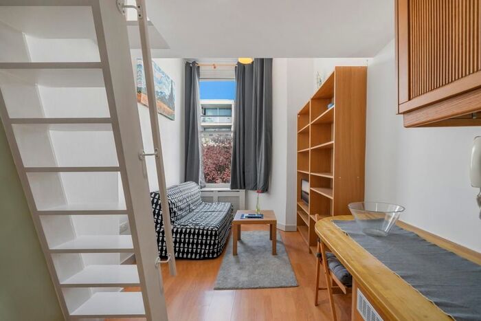 Studio To Rent In Fairholme Road, West Kensington, London, W14