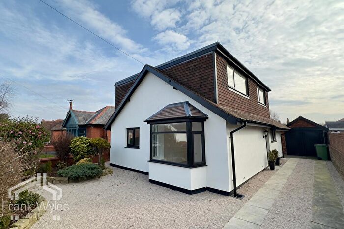 3 Bedroom Bungalow For Sale In States Road, Lytham St. Annes, Lancashire, FY8