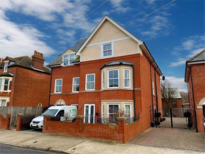 2 Bedroom Apartment For Sale In Francis Court, Leopold Road, IP11