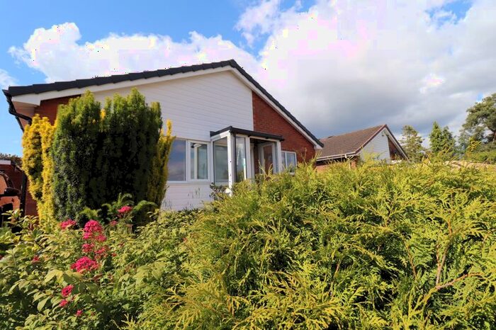 3 Bedroom Bungalow To Rent In Moss Lane, Madeley, Crewe, CW3