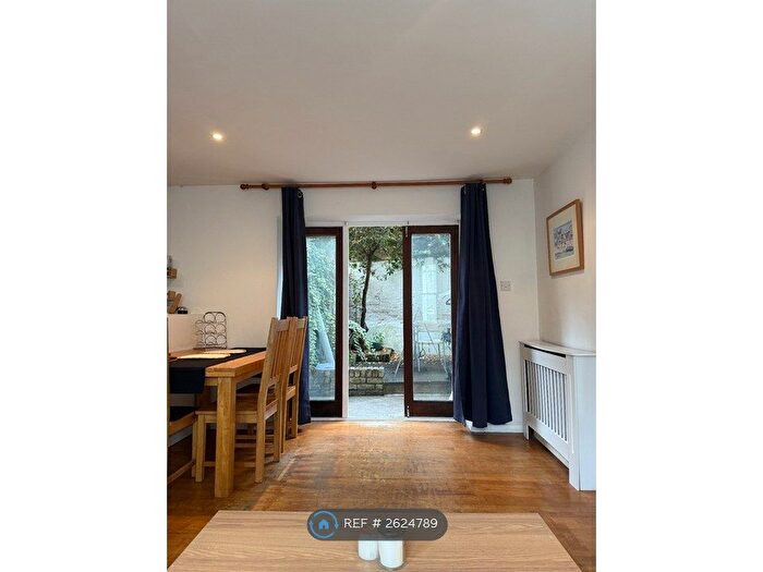 1 Bedroom Flat To Rent In Sulgrave Road, London, W6