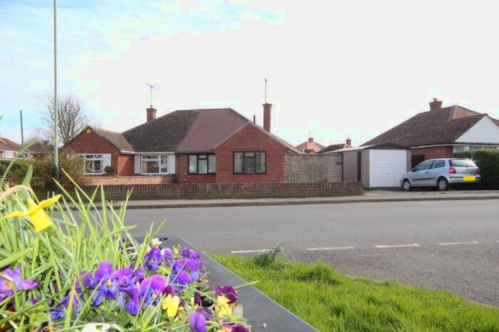 2 Bedroom Semi-Detached Bungalow To Rent In Winchester Way, Leckhampton, Cheltenham, GL51