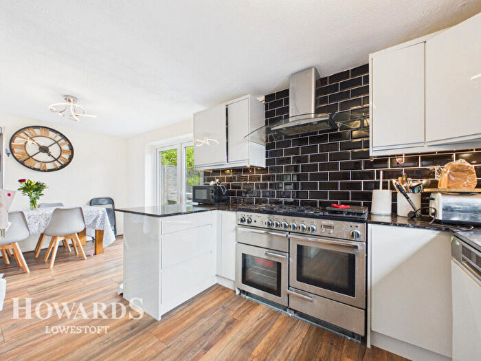 3 Bedroom Semi-Detached House For Sale In Glebe Road East, Kessingland, NR33