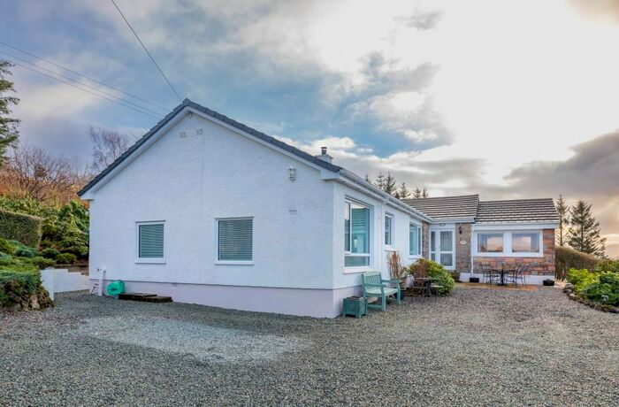 3 Bedroom Bungalow For Sale In Camustianavaig, Portree IV51